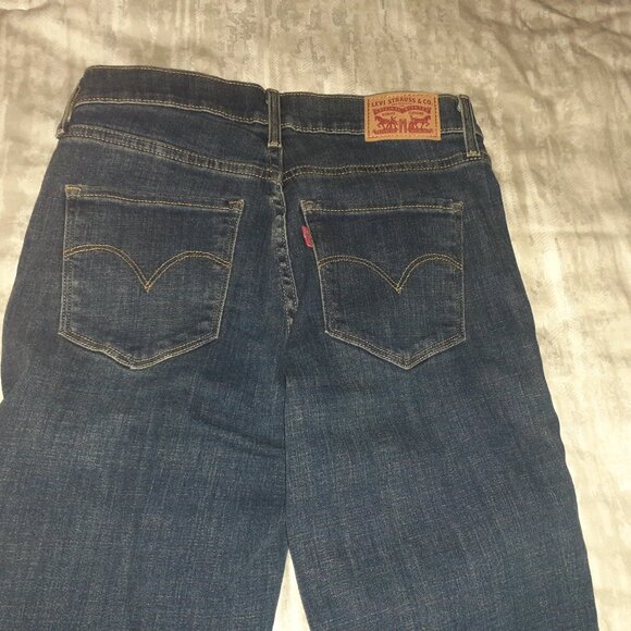 Levi's blue jeans - Picture 3 of 3